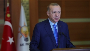 Cumhurbaşkanı Erdoğan: "Halkbank tarafından esnafa kullandırılan 6 aylık dönemde ödenmesi gereken taksitleri ertelenecektir" 