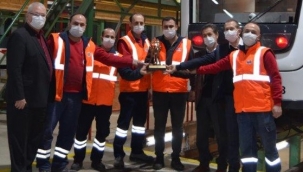 İzmir Metrosu'na "mükemmellik" ödülü