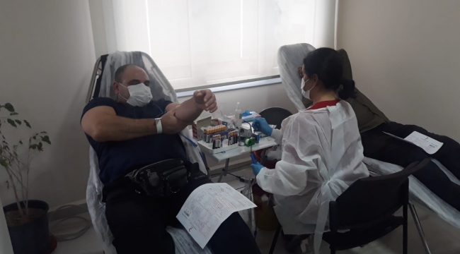 MHP Karşıyaka İlçe Teşkilatı'ndan Kan Bağışı Kampanyası