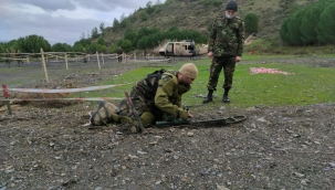 Azerbaycanlı Askerler İzmir'deki Özel Mayın Arama Temizleme Kursunu Başarıyla Tamamladı