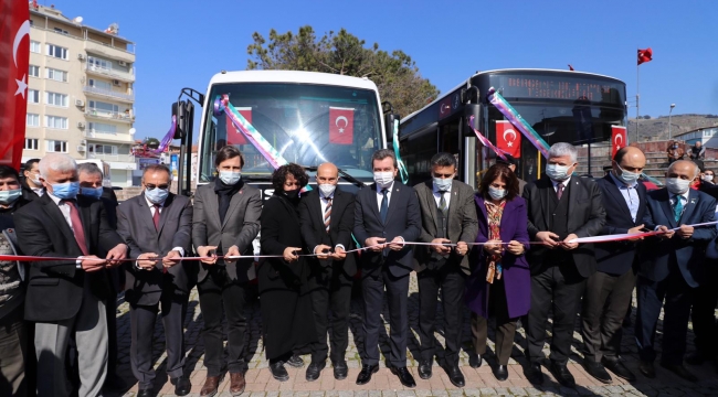 Büyükşehir Belediyesi'nden Bergama Belediyesi'ne iki adet otobüs