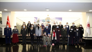 18 Mart Şehitleri Anma Günü Dolayısıyla Millî Savunma Bakanlığında Tören Düzenlendi