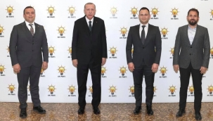 AK Partili Aydın, Seferihisar raporunu Cumhurbaşkanı Erdoğan'a verdi 