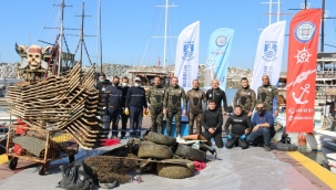 Bodrum Gümbet Limanı'nda Deniz Dibi Temizliği