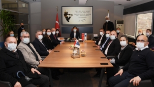CHP Milletvekili Hüseyin Yıldız'dan Kuşadası Belediyesi'ne Ziyaret