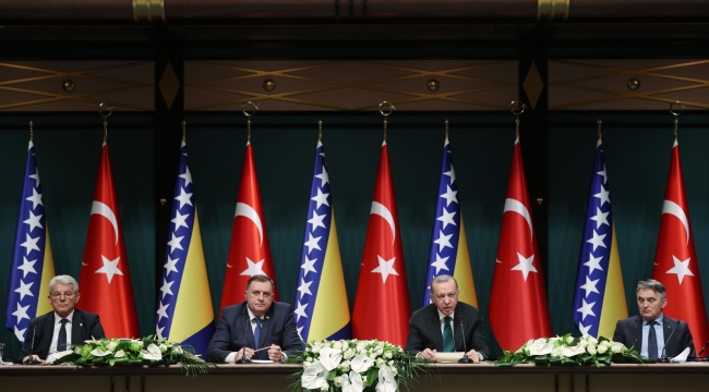 Cumhurbaşkanı Erdoğan: "Türkiye olarak Bosna Hersek'in huzur ve istikrarına çok büyük önem veriyoruz"