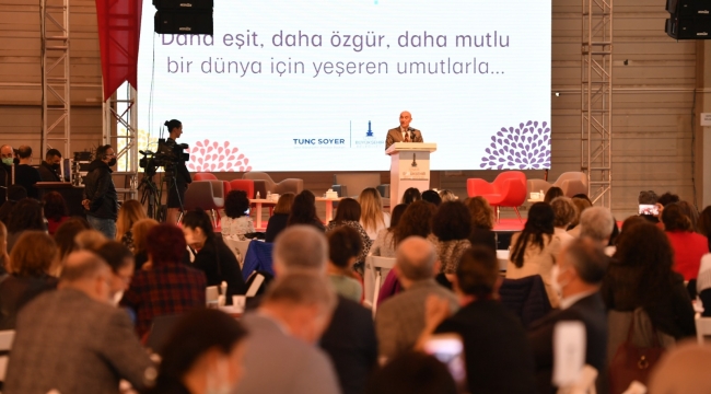 İzmir'den "kadın dostu kent' anlayışını güçlendirecek adım