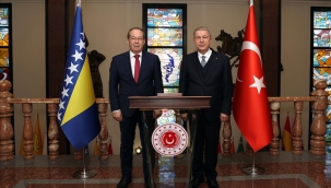 Millî Savunma Bakanı Hulusi Akar, Bosna Hersek Savunma Bakanı Sıfet Podzic ile Bir Araya Geldi