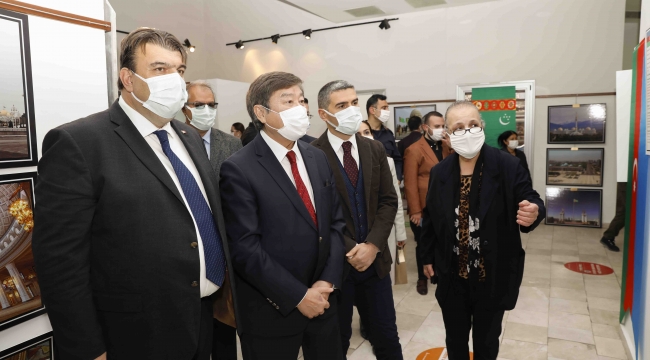 Türk Cumhuriyetleri 30. Yıl bağımsızlık sergisi Seferihisar'da açıldı