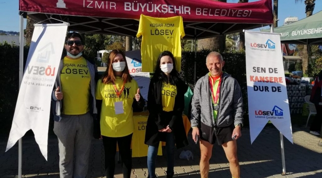 Koşar Adım LÖSEV, Maraton İzmir'de Eğitim İçin koştu