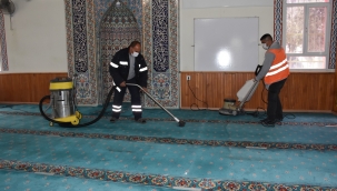 Menemen'de ibadethaneler Ramazan ayına hazır