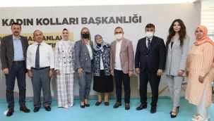 AK Kadın İzmir'den Mahalle Başkanları Bölge Toplantısı