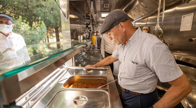 İzmir Büyükşehir Belediyesi'nden 3 bin kişilik mobil mutfak
