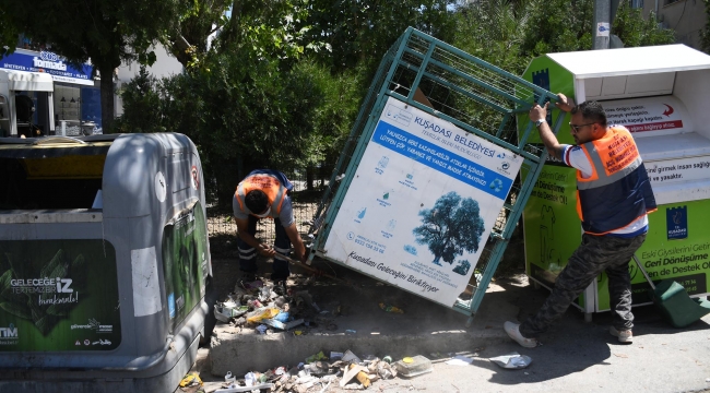 Kuşadası Belediyesi'nin Bayram Temizliği Bilançosu: 4 Bin 60 Ton Çöp