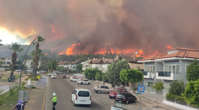 Marmaris'te ilk belirlemelere göre; 1 fabrika, 10 ev, 1 araç yandı