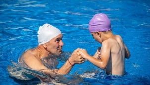 Soyer: Çocuklarımızı yüzme sporuyla da, havuzla da, denizle de buluşturacağız