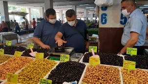 Bayraklı'da Pazarcılara Terazi Ayarı Denetimi