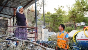 Yangından Etkilenen Bodrum Halkına Acil İhtiyaç Paketleri Teslim Edildi