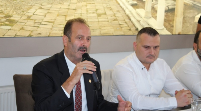 MHP'li Osmanağaoğlu: Muhtarlarımız Milletle Devlet Arasındaki Çelikten Zincirin En Önemli Halkasıdır