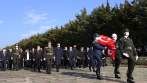 Cumhurbaşkanı Erdoğan, Anıtkabir'de düzenlenen törene katıldı