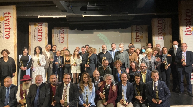 Kuşadası Belediyesi'nin Engelsiz Tiyatro Projesine Sosyal Sorumluluk Ödülü