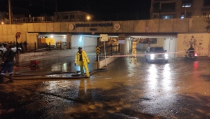 Şiddetli Yağmur'da Başkan ve Ekibi Görev Başında