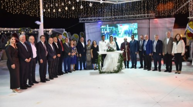Torbalı'da CHP'lileri buluşturan düğün!