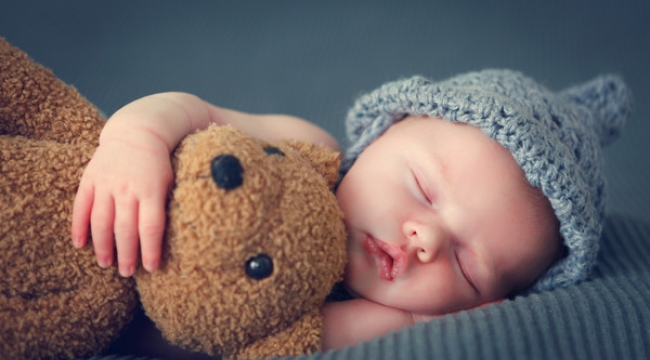 Bebeklere Altıncı Aydan İtibaren Uyku Eğitimi Verilmeli