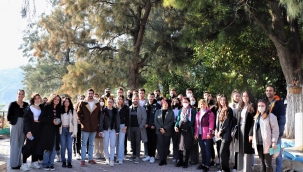 İzmir Demokrasi Üniversitesi'nden Karaburun'a "doğal" dokunuş 
