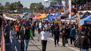 İzmir, motorsporları şöleninde onbinleri ağırladı