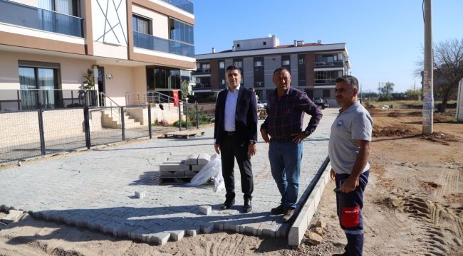 Başkan Kayalar: Menderes'te Yenilenmeyen Yol Kalmayacak