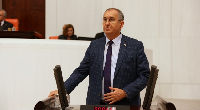 CHP'li Sertel : PTT'nin içi boşaltılıp satılacak mı?