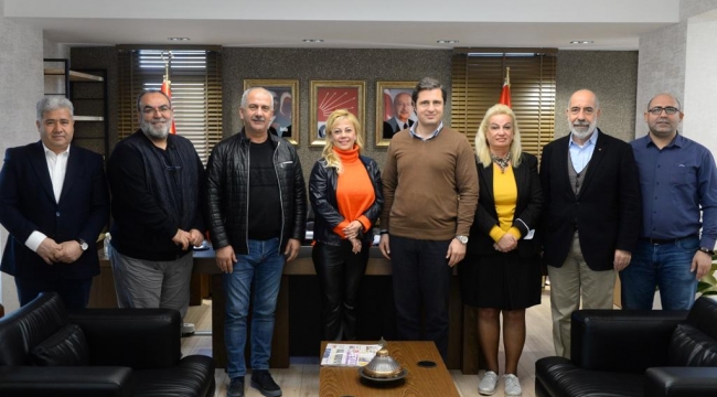 İzmir Gazeteciler Cemiyeti'nden CHP İzmir İl Başkanlığı'na Ziyaret