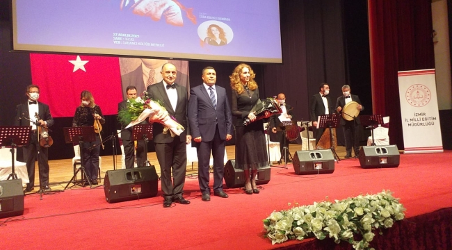 İzmir İl Milli Eğitim Müdürlüğü 'İstiklalin Şairi Mehmet Akif' Programı Düzenledi