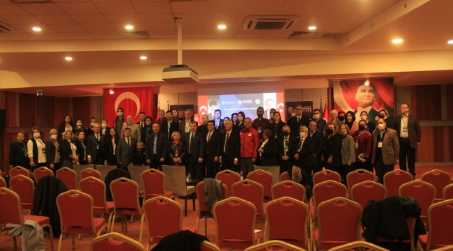 Sivil Topluma Rehberlik Çalıştayı İzmir'de Yapıldı