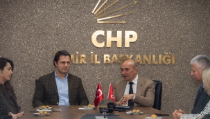 Başkan Soyer'den yeni yılın ilk ziyareti CHP İl Başkanlığı'na 