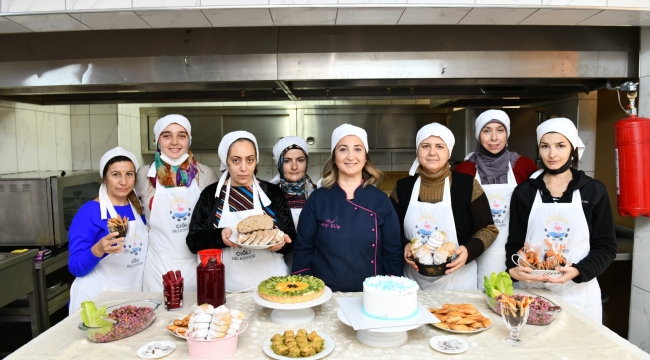 Çiğlili Kursiyerler Harikalar Yaratıyor