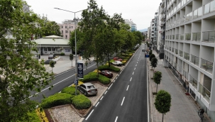 İzmir Büyükşehir Belediyesi bir yılda 1,1 milyar liralık yol çalışması yaptı