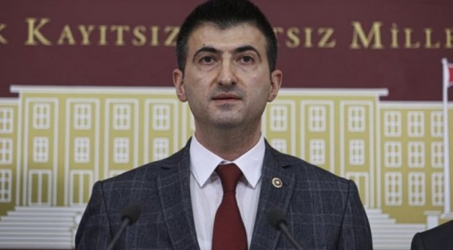 Memleket Partisi İzmir Milletvekili Mehmet Ali Çelebi Parti görevlerinden istifa etti