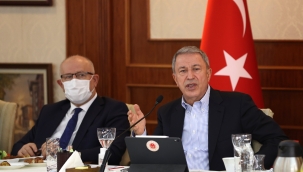 Millî Savunma Bakanı Hulusi Akar, Basın Yayın Kuruluşlarının Ankara Temsilcileri Bir Araya Gelerek Gündeme Dair Açıklamalarda Bulundu