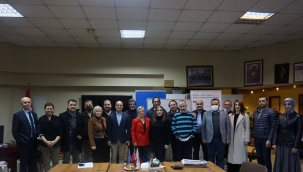 İzmir Gazeteciler Cemiyeti bünyesinde oluşturulan Basın Danışmanları Komisyonu ilk toplantısını yaptı