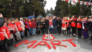 Bornovalı kadınlar 8 Mart'ta alanlara çıktı