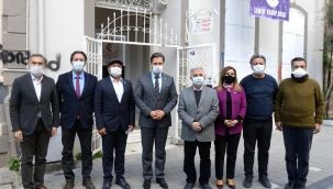 CHP İzmir'den Doktorlara Tam Destek 