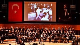Cumhuriyetin kadınları İzmir'de söyledi, dünya dinledi