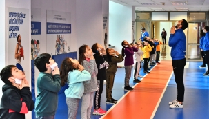 İzmir Büyükşehir Belediyesi'nin sportif yetenek ölçümü sürüyor Geleceğin şampiyonları keşfediliyor