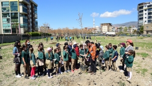 Bornova fidan dikimleriyle yeşilleniyor