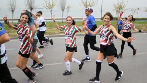 Maraton İzmir "Türkiye'nin en hızlı parkuru" unvanını korudu