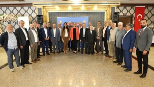 AK Parti İzmir İl Başkanı Kerem Ali Sürekli; "Anca beraber, kanca beraberiz…"
