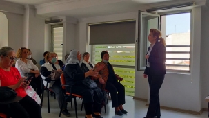 Çiğli Belediyesi'nden Kadınlara "Sağlıklı Yaş Alma" Semineri