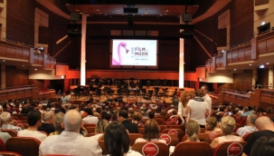 2'inci İzmir Uluslararası Film ve Müzik Festivali başladı